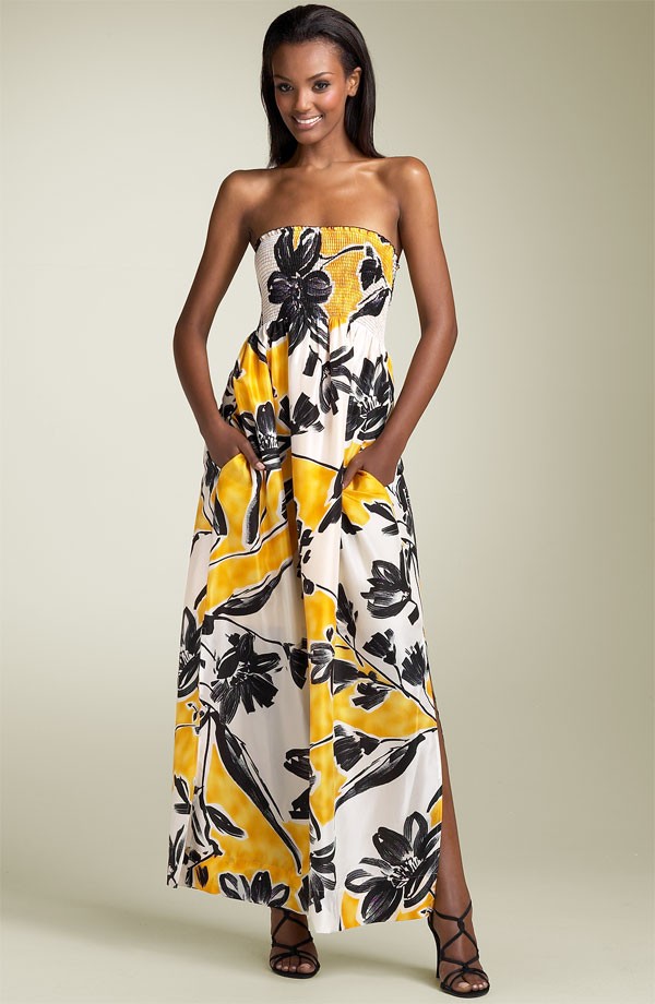 BCBG MAXAZRIA Strapless Print Gown