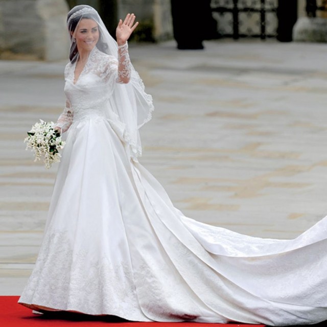 The History Of White Wedding Dresses – Allegro Entertainment