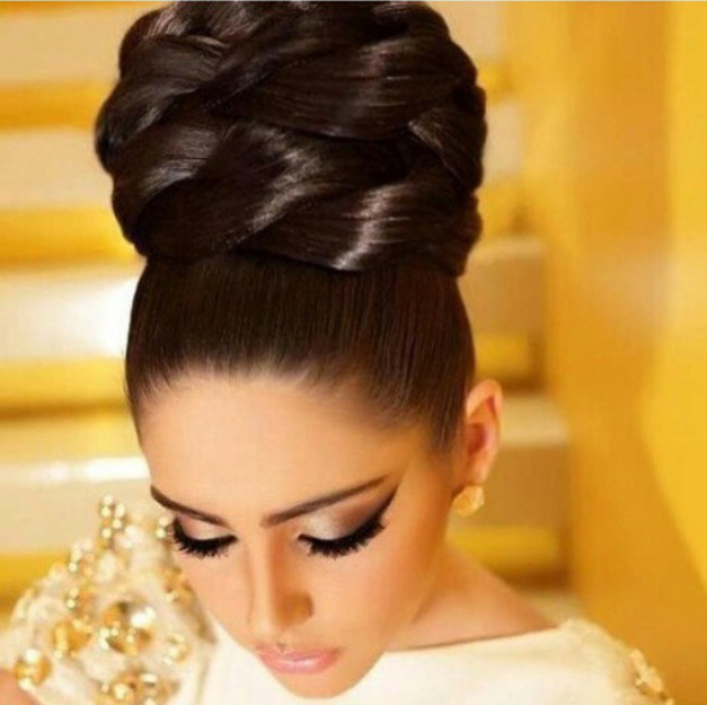 16 Stunning Hairstyles For Nigerian Brides