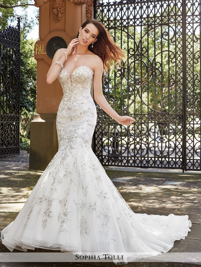 Midriff Wedding Dresses