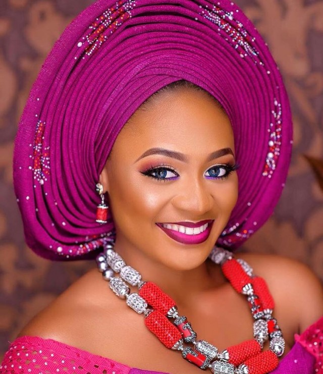 Gele & Makeup: 26 Perfectly-Tied Asooke in Vibrant Colours | Sugar ...